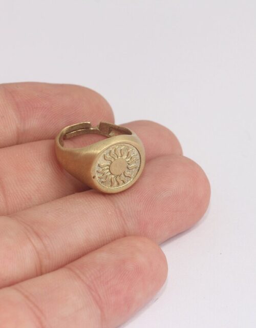 16x17mm Raw Brass Sun Ring, Chunky Brass Ring, Adjustable Ring, Sun Signet Ring, Sun Rings, Raw Brass Findings, MBGMLS656